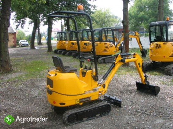 Minikoparka JCB Micro 8008 z 2012 roku - sprzedam - zdjęcie 3