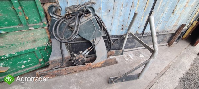 Konsola Joystik rozdzielacz URSUS ZETOR - zdjęcie 1